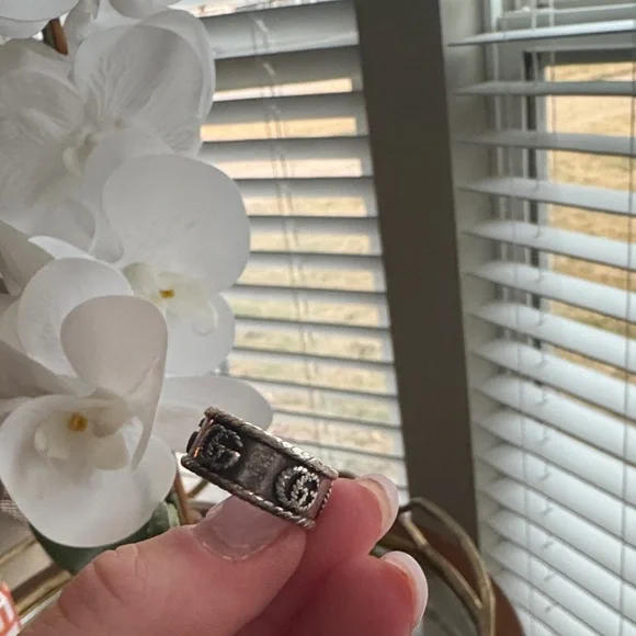 Gucci Silver Band with Rope Accents - Picture 3 of 6